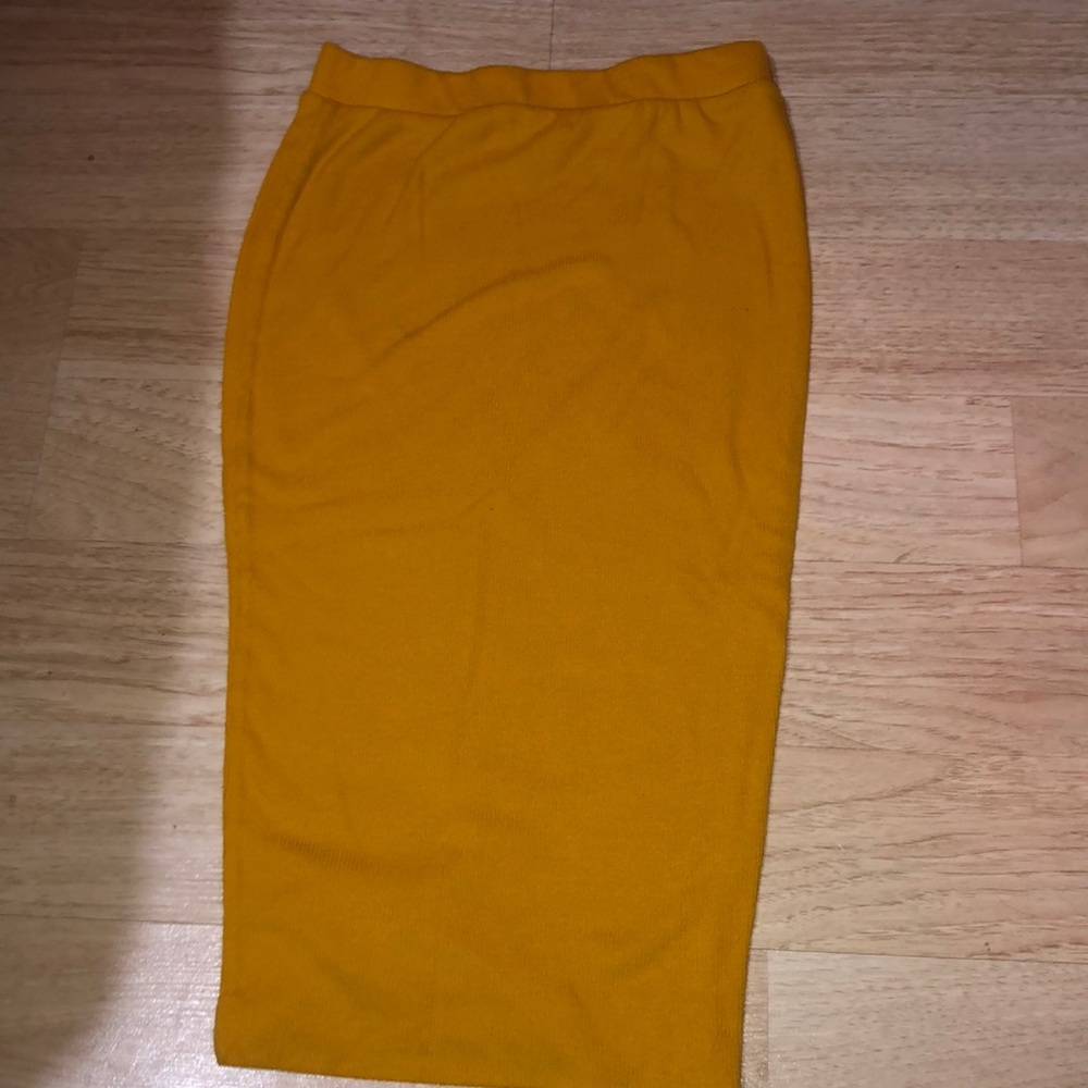 Orange fashion nova skirt